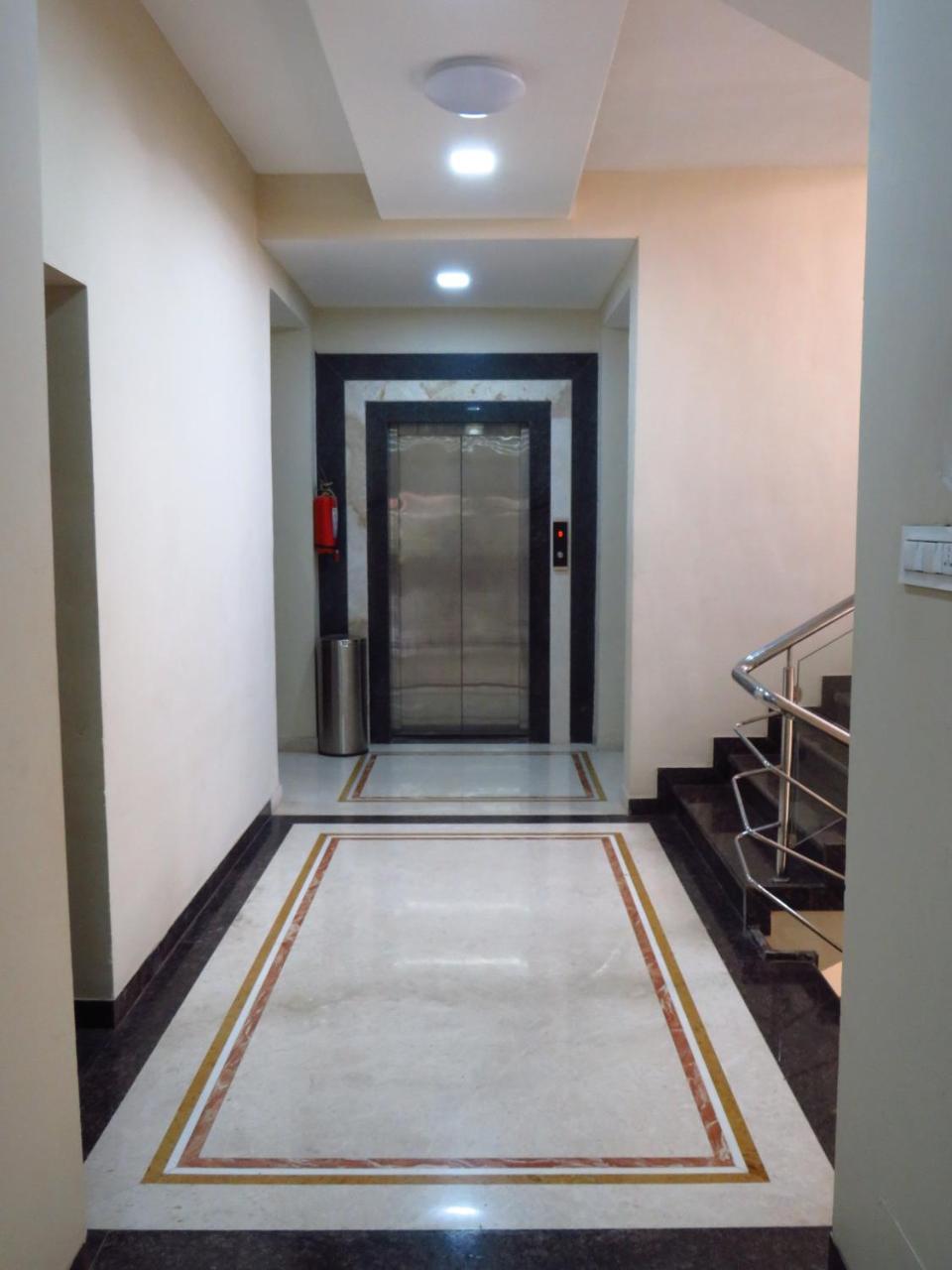 City Palace Resort Lonavala Extérieur photo
